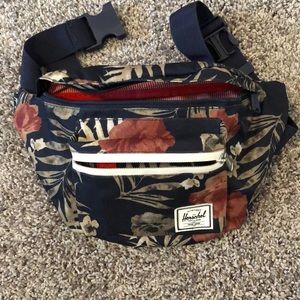 HERSCHEL fanny pack, NEVER USED